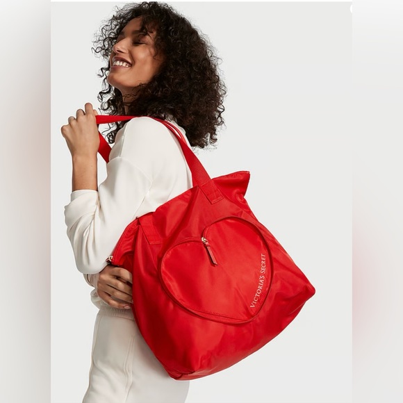 Victoria's Secret Handbags - VICTORIA'S SECRETV-Day Packable Tote